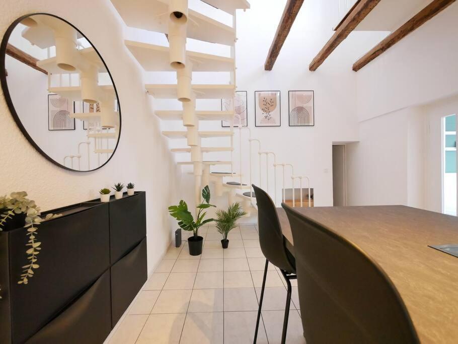 110 M2, Dachterrasse, Kueche, Zentral, Ruhige Lage Διαμέρισμα Πάντερμπορν Εξωτερικό φωτογραφία