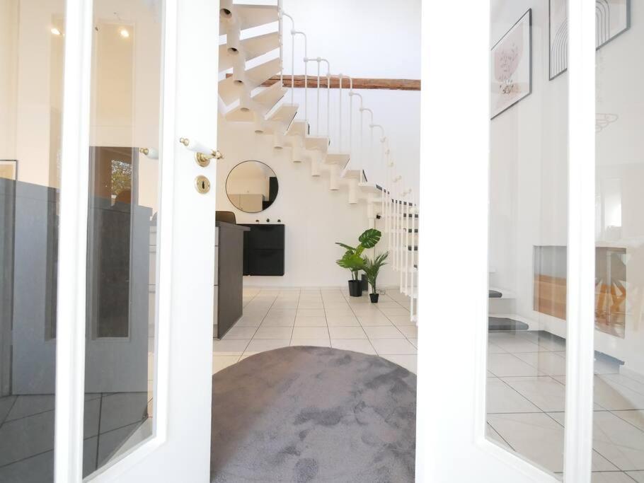 110 M2, Dachterrasse, Kueche, Zentral, Ruhige Lage Διαμέρισμα Πάντερμπορν Εξωτερικό φωτογραφία